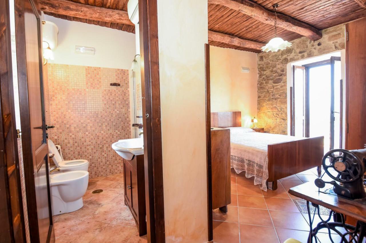 Casale San Martino Bed and Breakfast Laureana Cilento Exteriör bild